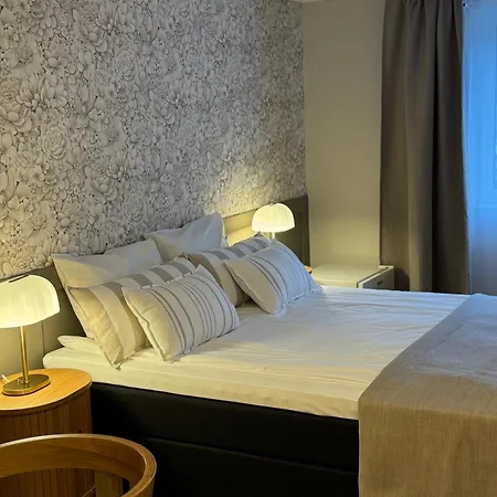 Osteroy Minihotell * Lonevåg