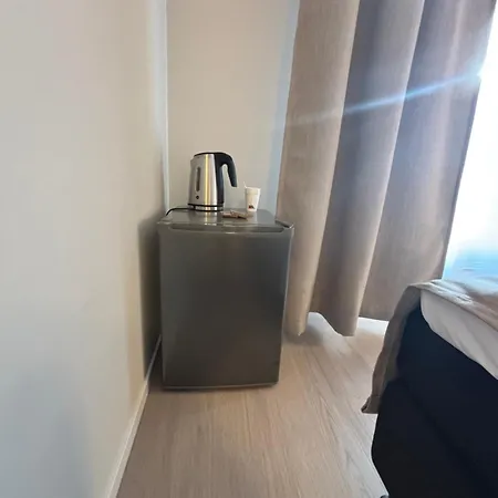 מוטל Osteroy Minihotell *