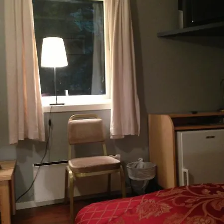 מוטל Osteroy Minihotell