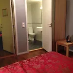 奥斯特罗伊小型酒店 Lonevåg